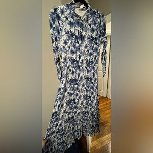 Georgette Blue and White Floral Long Sleeve Dress